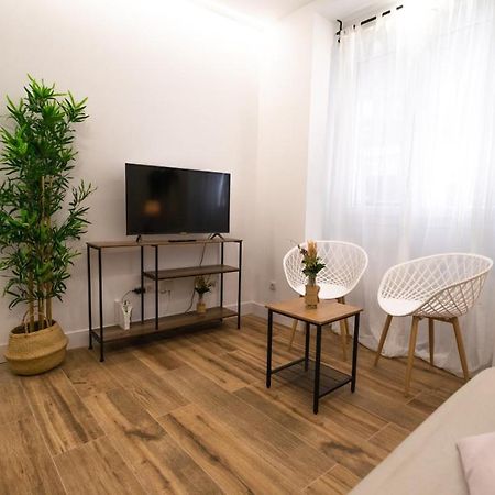 2 A 6 Pax Museos Y Ronda De Atocha Apartment Madrid Ngoại thất bức ảnh