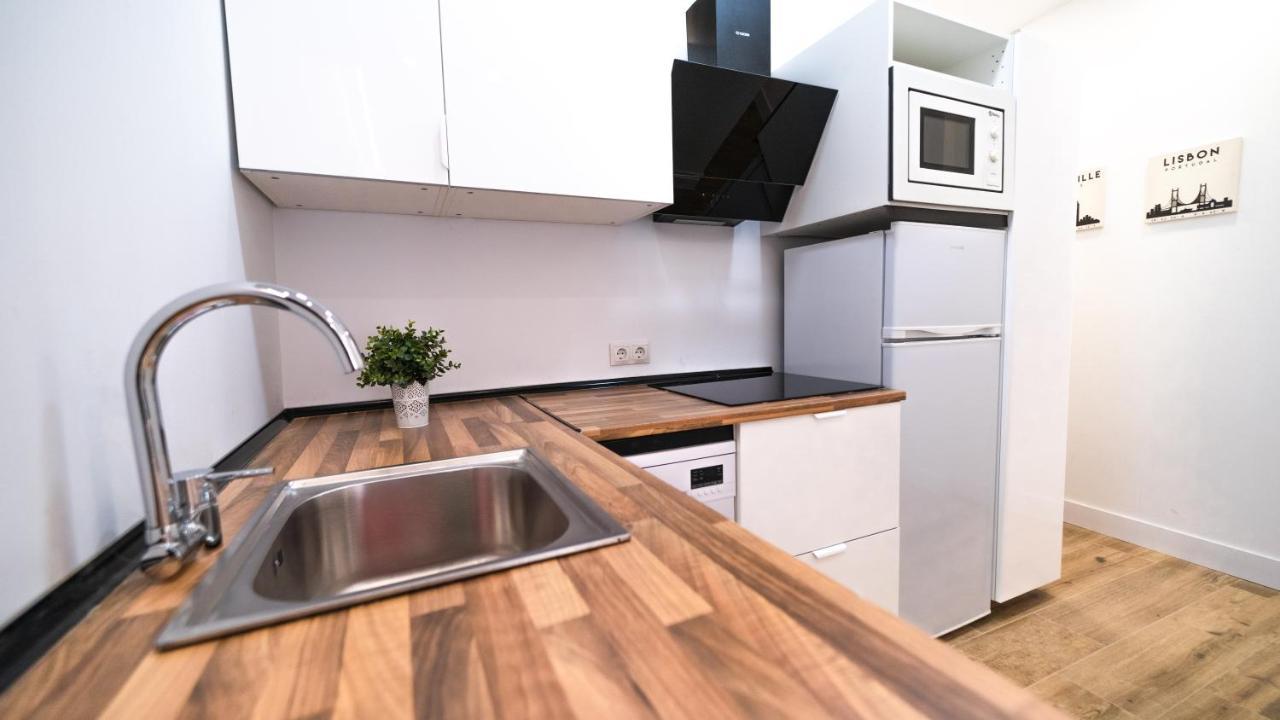2 A 6 Pax Museos Y Ronda De Atocha Apartment Madrid Ngoại thất bức ảnh